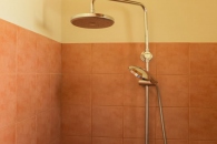 Chalet2Bathroom-3w